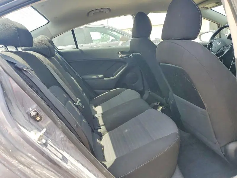 2018 KIA FORTE S  