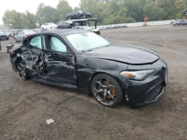 2018 ALFA ROMEO GIULIA TI Q4  