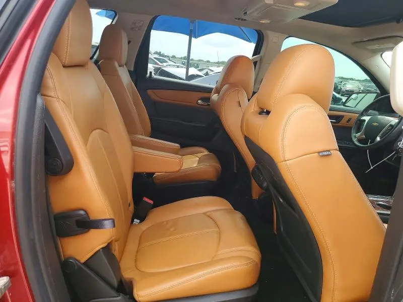 2013 CHEVROLET TRAVERSE LT  