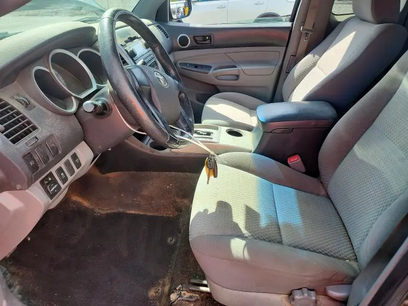 2012 TOYOTA TACOMA V6  