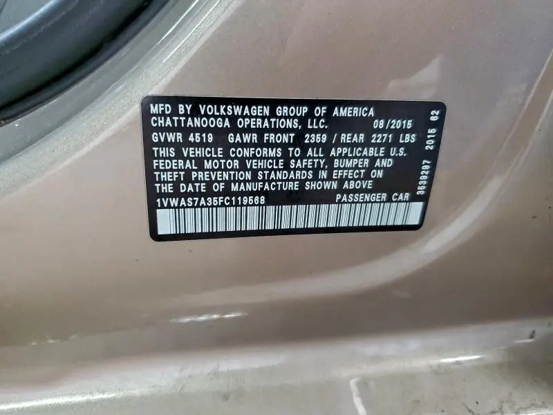 2015 VOLKSWAGEN PASSAT S  