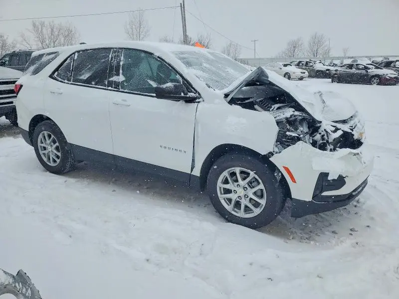 2024 CHEVROLET EQUINOX LS  