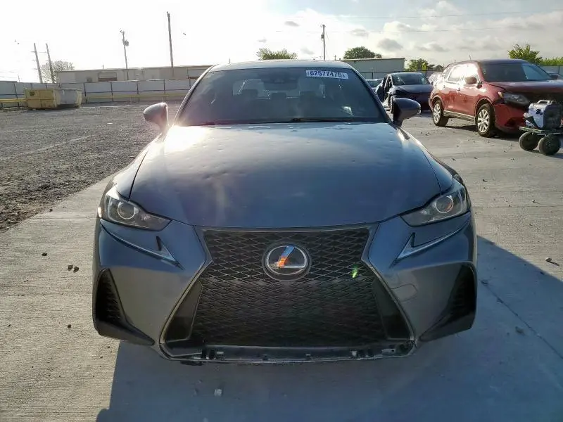 2017 LEXUS IS 300  
