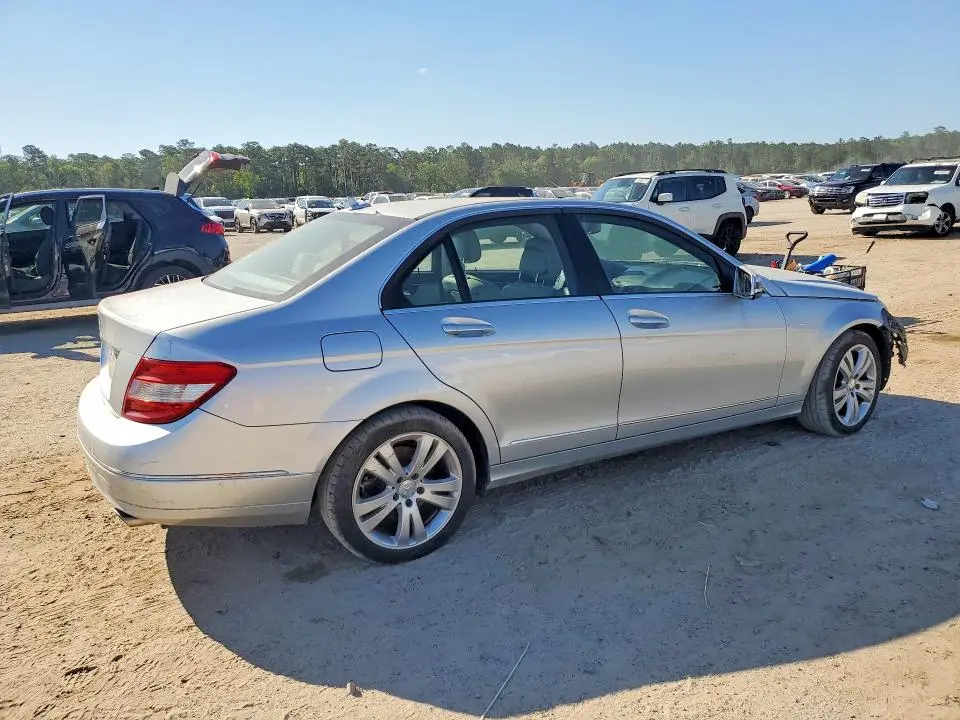 2010 MERCEDES-BENZ C 300  