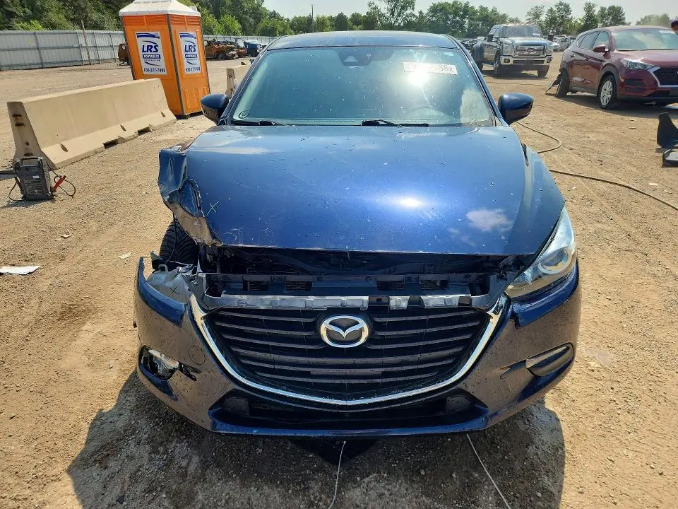 2017 MAZDA 3 TOURING  
