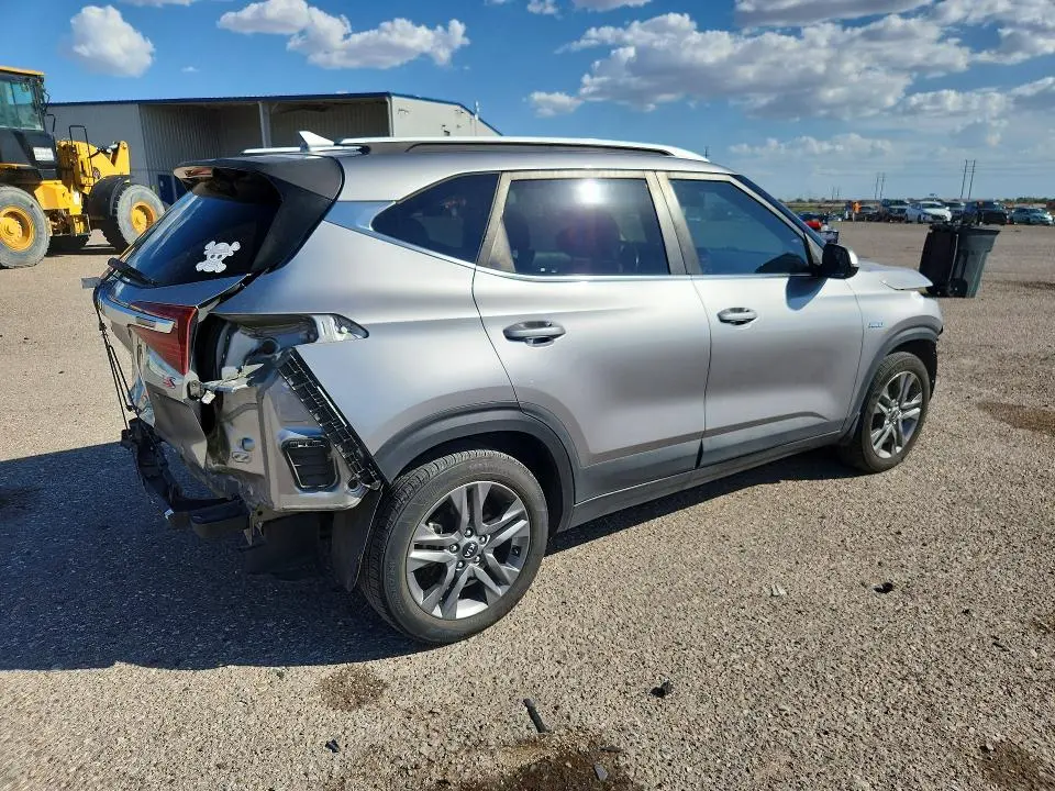 2021 KIA SELTOS S  