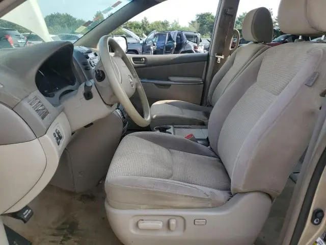 2010 TOYOTA SIENNA CE  