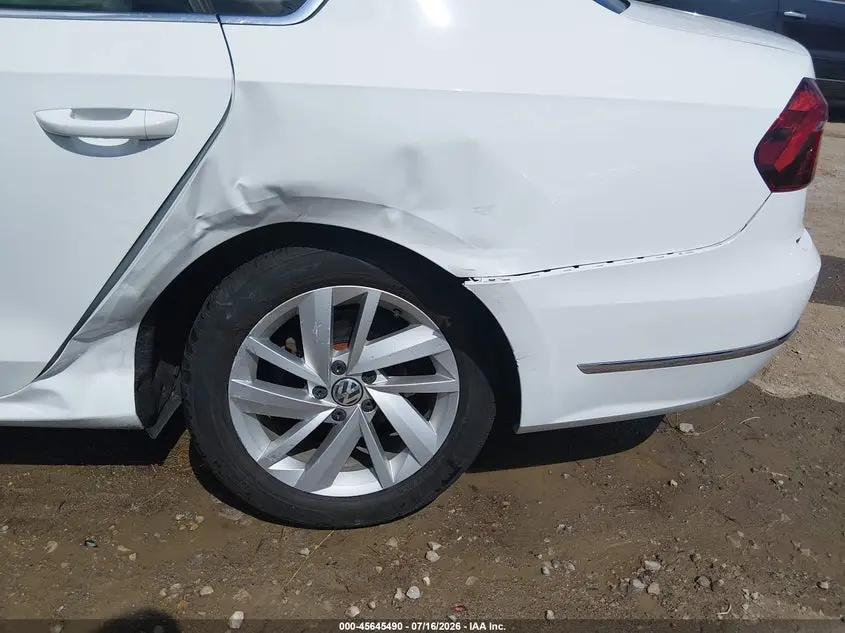 2018 VOLKSWAGEN PASSAT 2.0T SE