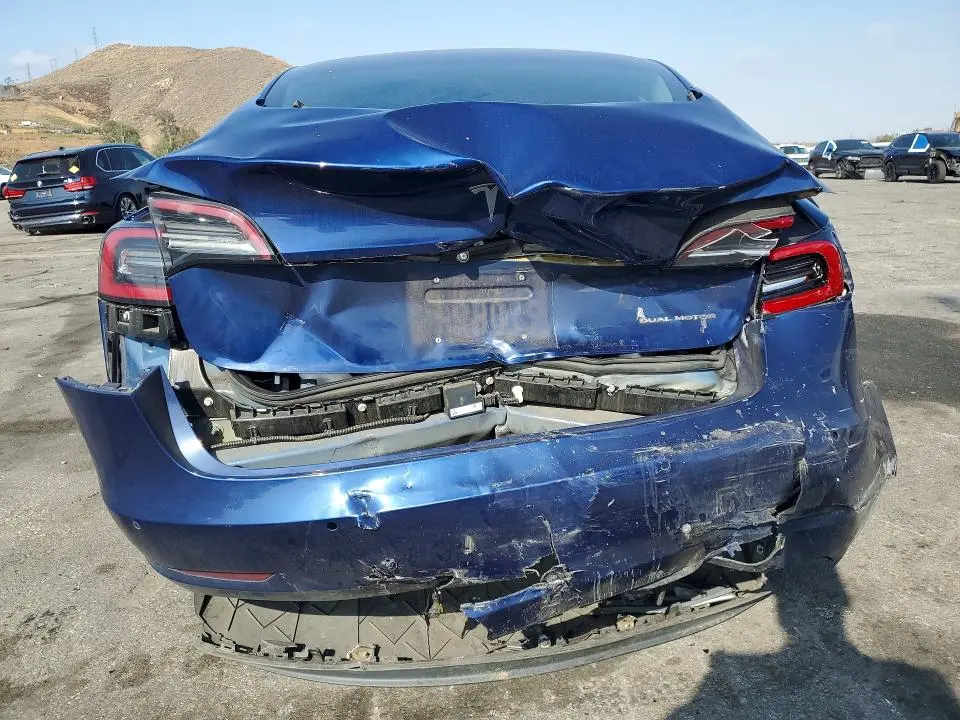 2018 TESLA MODEL 3   
