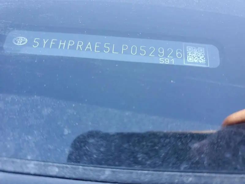 2020 TOYOTA COROLLA LE  