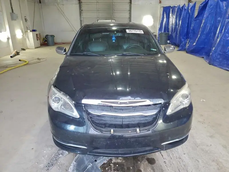 2011 CHRYSLER 200 LIMITED  