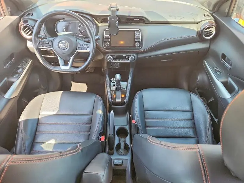 2019 NISSAN KICKS SR  