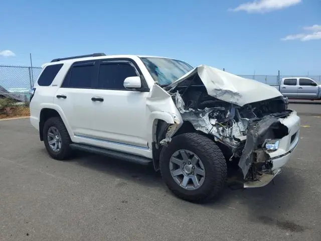 2011 TOYOTA 4RUNNER SR5  