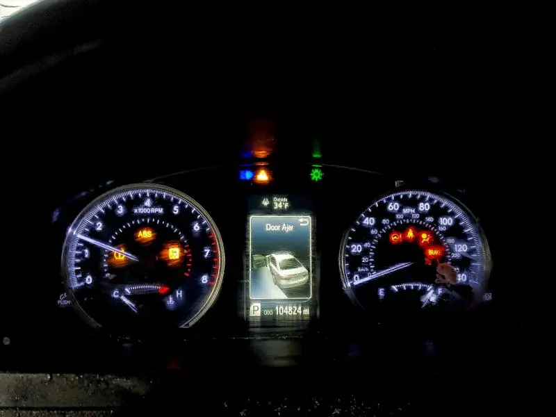 2017 TOYOTA CAMRY LE  