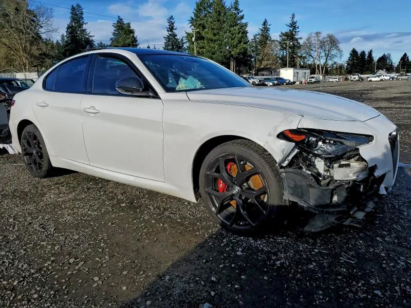 2020 ALFA ROMEO GIULIA   