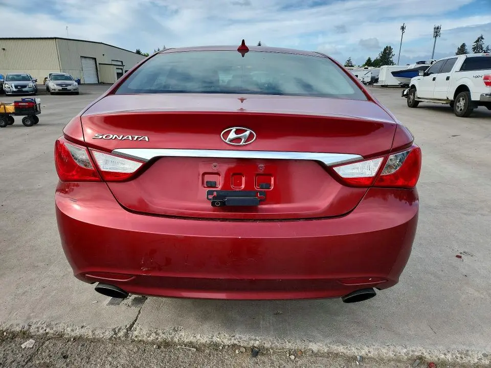 2013 HYUNDAI SONATA SE  