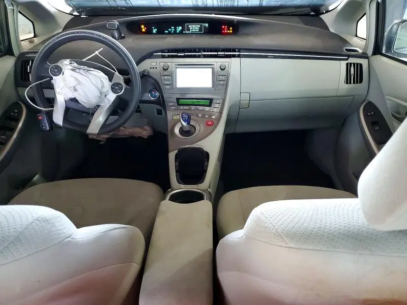 2013 TOYOTA PRIUS TWO  