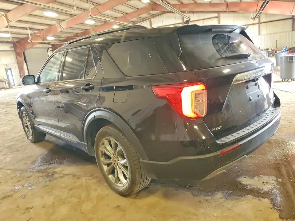 2022 FORD EXPLORER XLT  