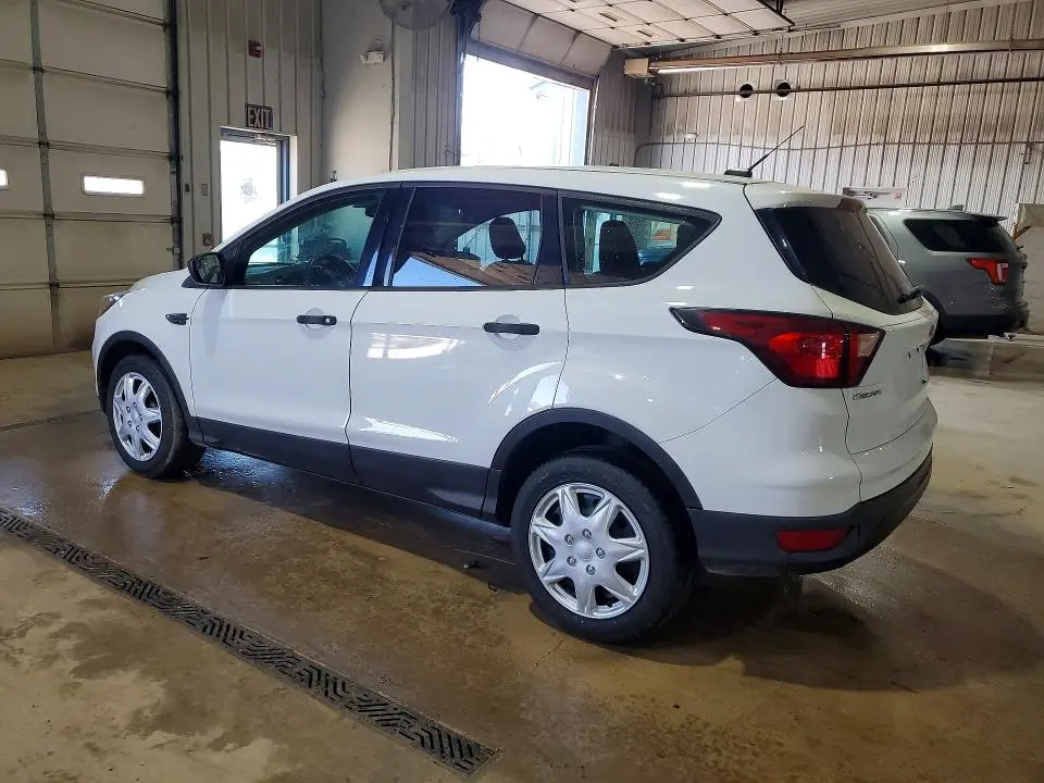 2019 FORD ESCAPE S  