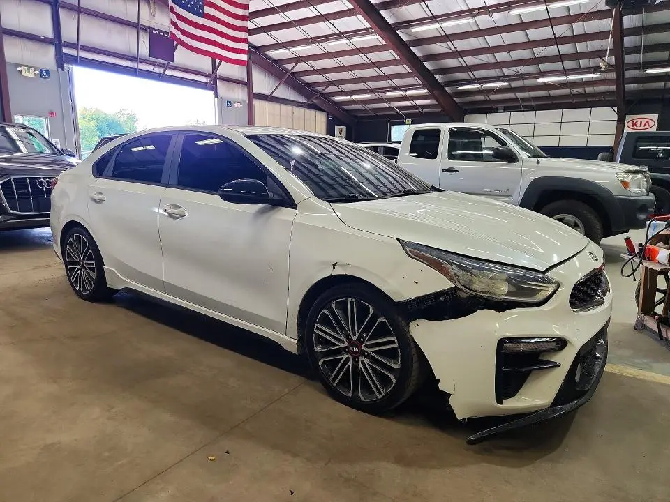 2021 KIA FORTE GT  