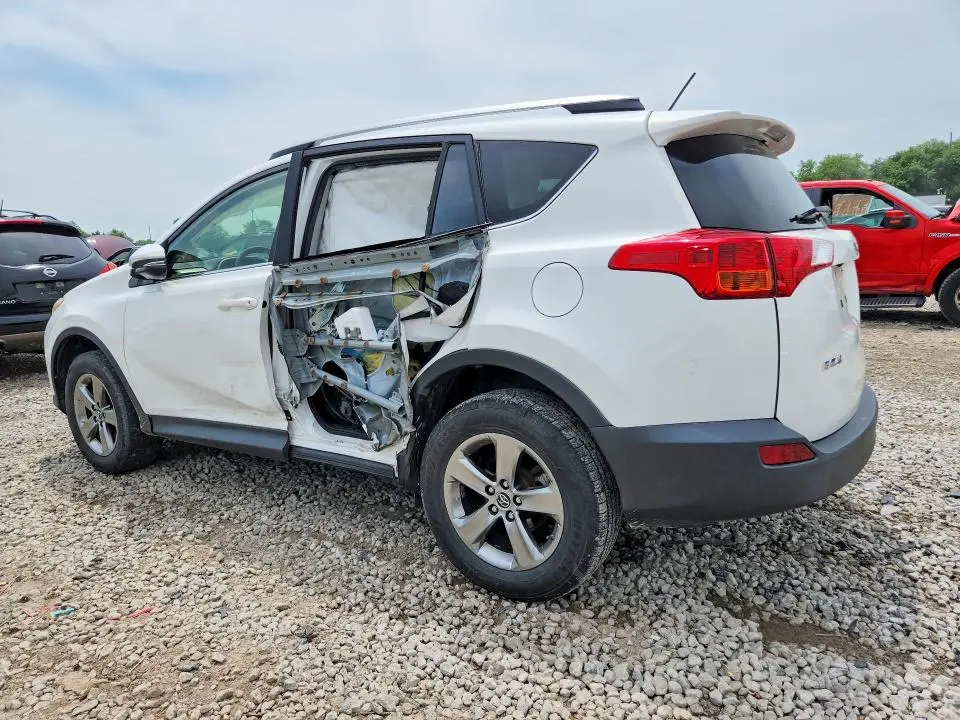 2015 TOYOTA RAV4 XLE  