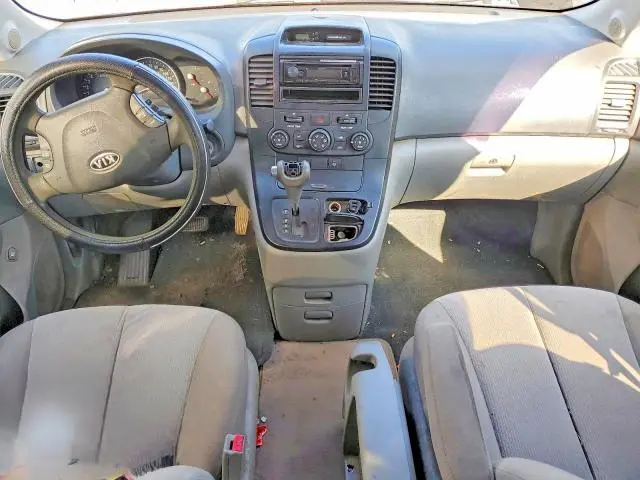 2012 KIA SEDONA LX  