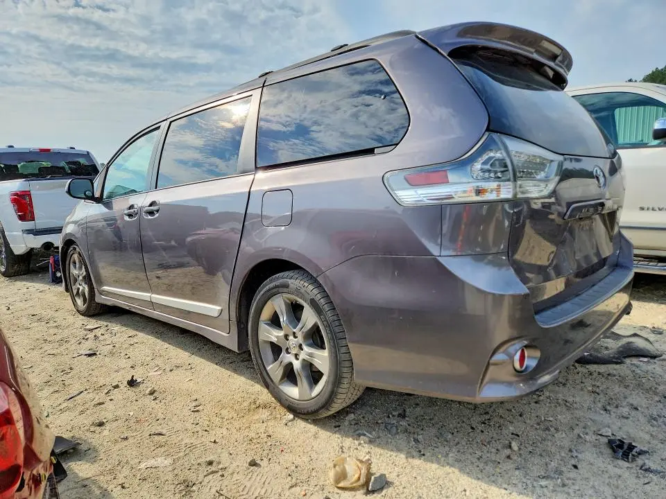 2012 TOYOTA SIENNA SPORT  