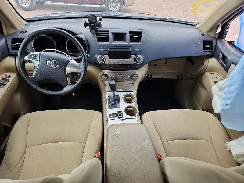 2011 TOYOTA HIGHLANDER BASE  