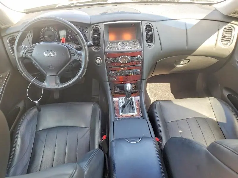 2017 INFINITI QX50 BASE  
