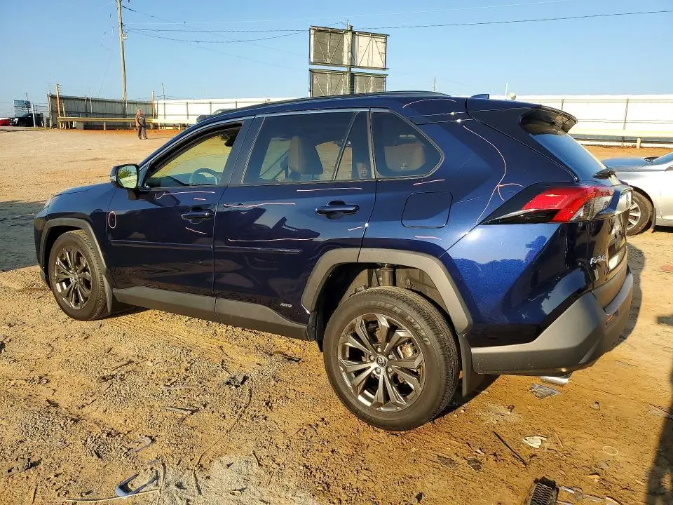 2023 TOYOTA RAV4 XLE PREMIUM  