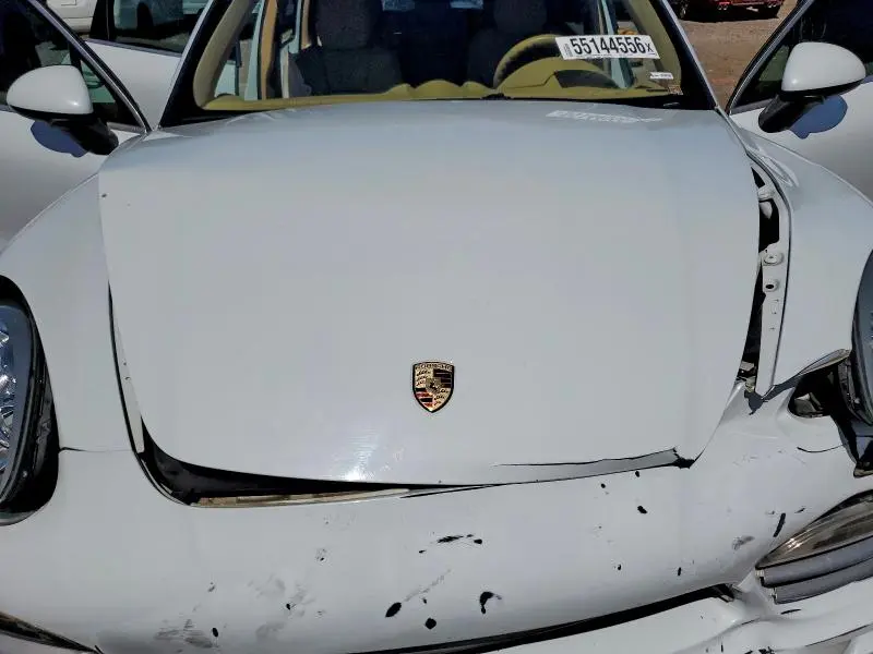 2014 PORSCHE CAYENNE   