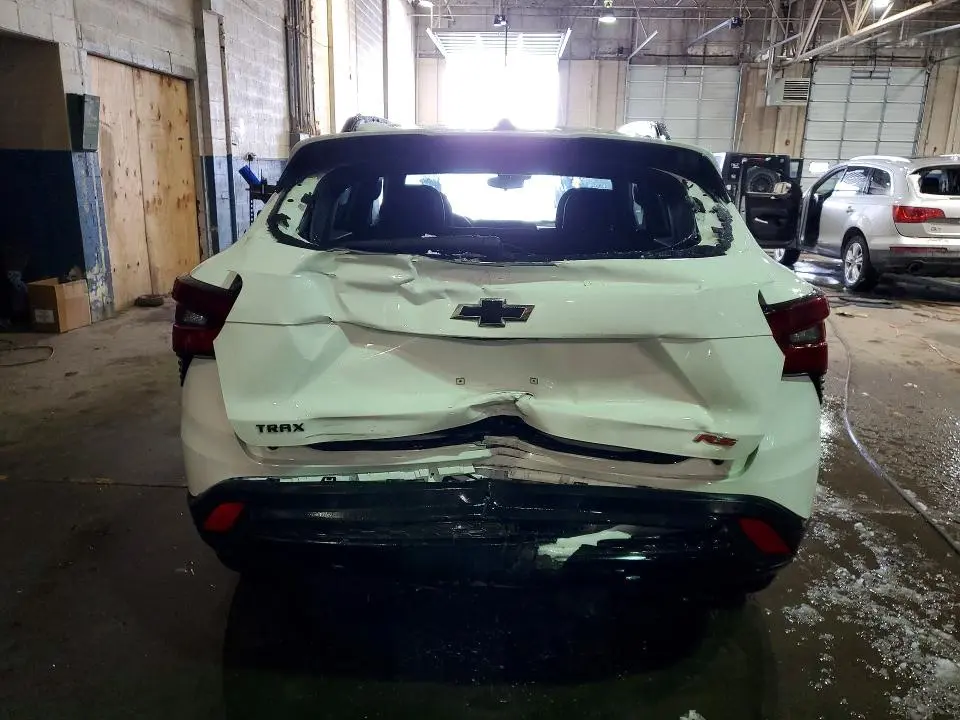 2025 CHEVROLET TRAX 2RS  
