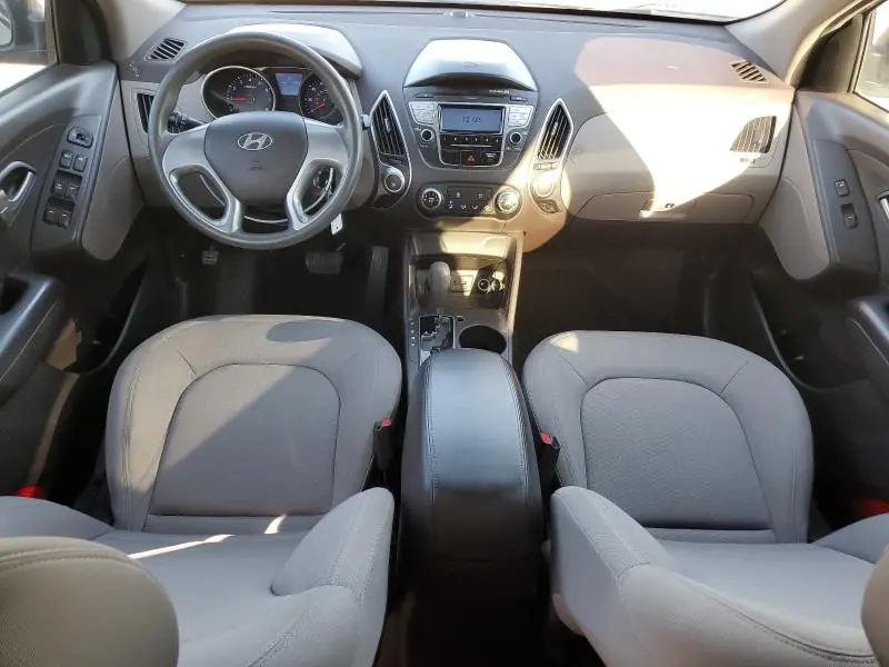 2010 HYUNDAI TUCSON GLS  