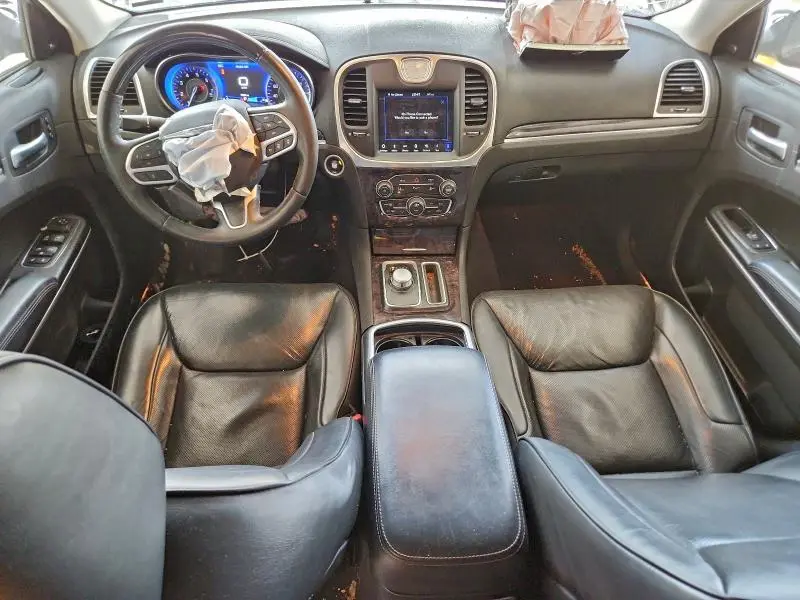 2019 CHRYSLER 300 LIMITED  