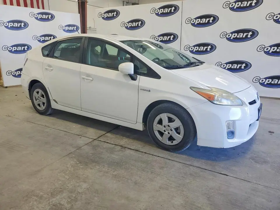 2011 TOYOTA PRIUS TWO  