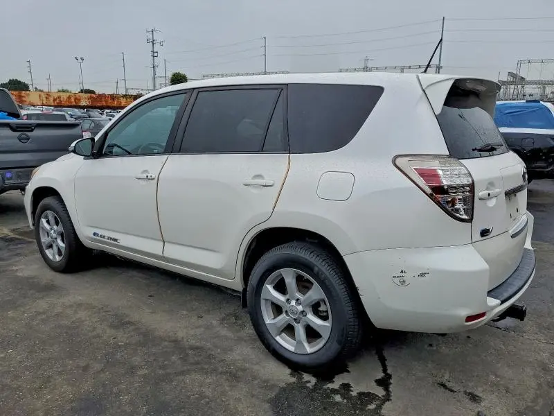 2013 TOYOTA RAV4 EV   