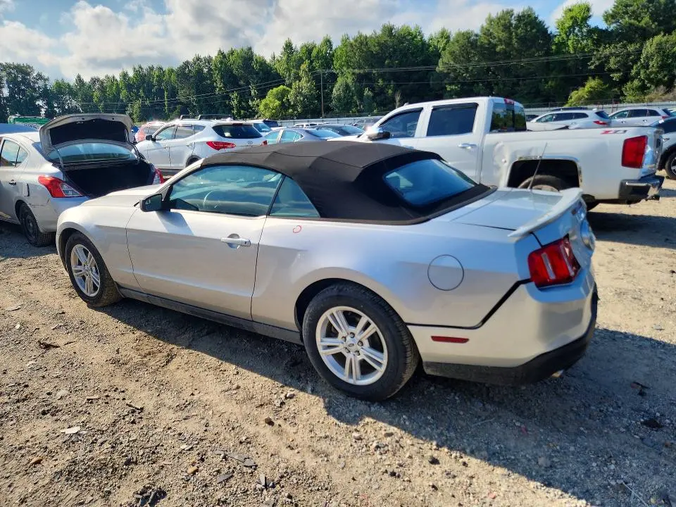 2011 FORD MUSTANG   