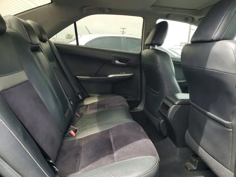 2012 TOYOTA CAMRY SE  