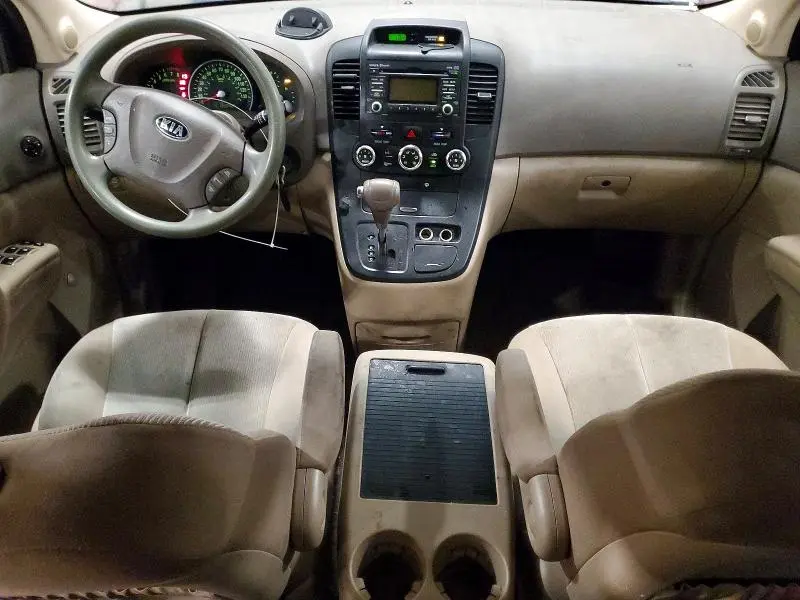 2014 KIA SEDONA LX  