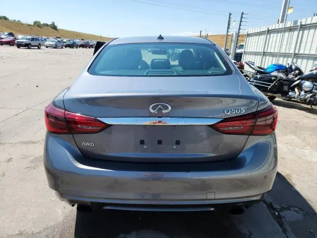 2018 INFINITI Q50 LUXE  