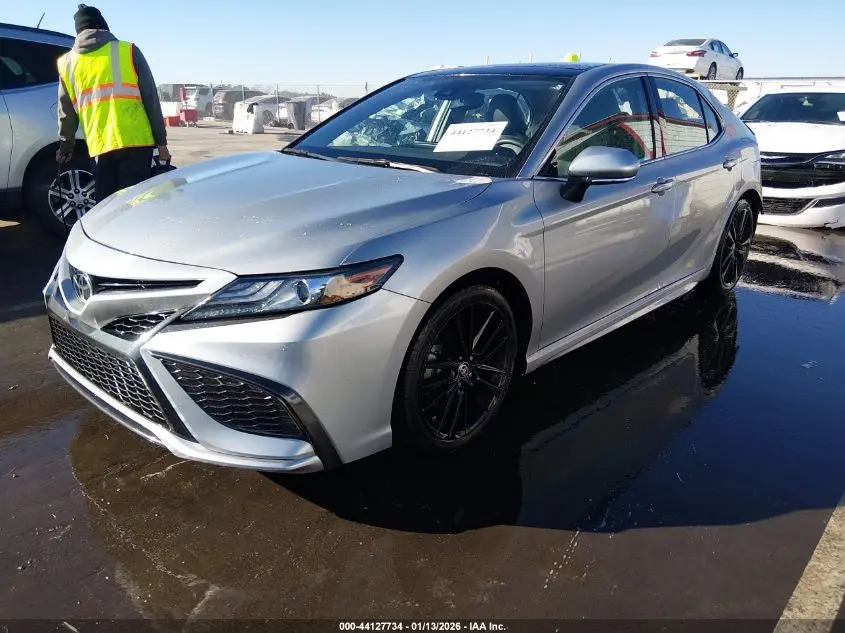 2021 TOYOTA CAMRY XSE