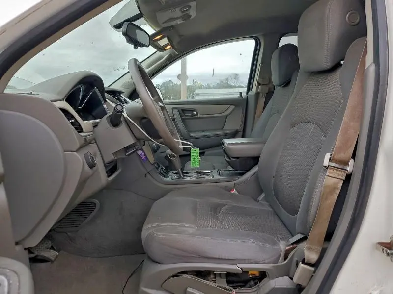 2015 CHEVROLET TRAVERSE LS  