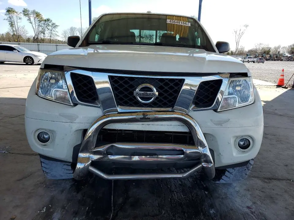 2014 NISSAN FRONTIER S  