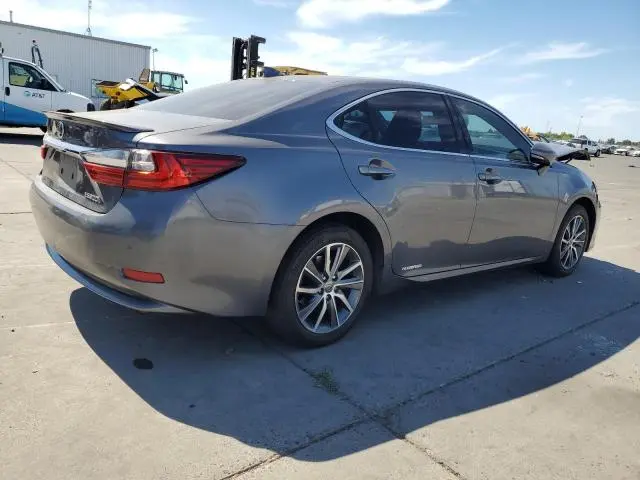 2016 LEXUS ES 300H  
