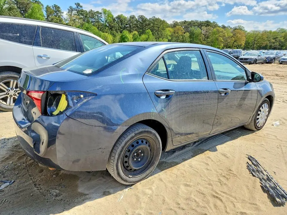 2017 TOYOTA COROLLA BASE  