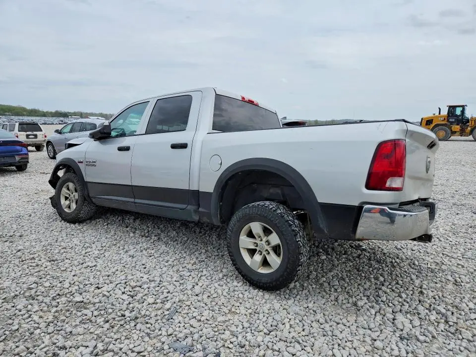 2013 RAM 1500 ST  