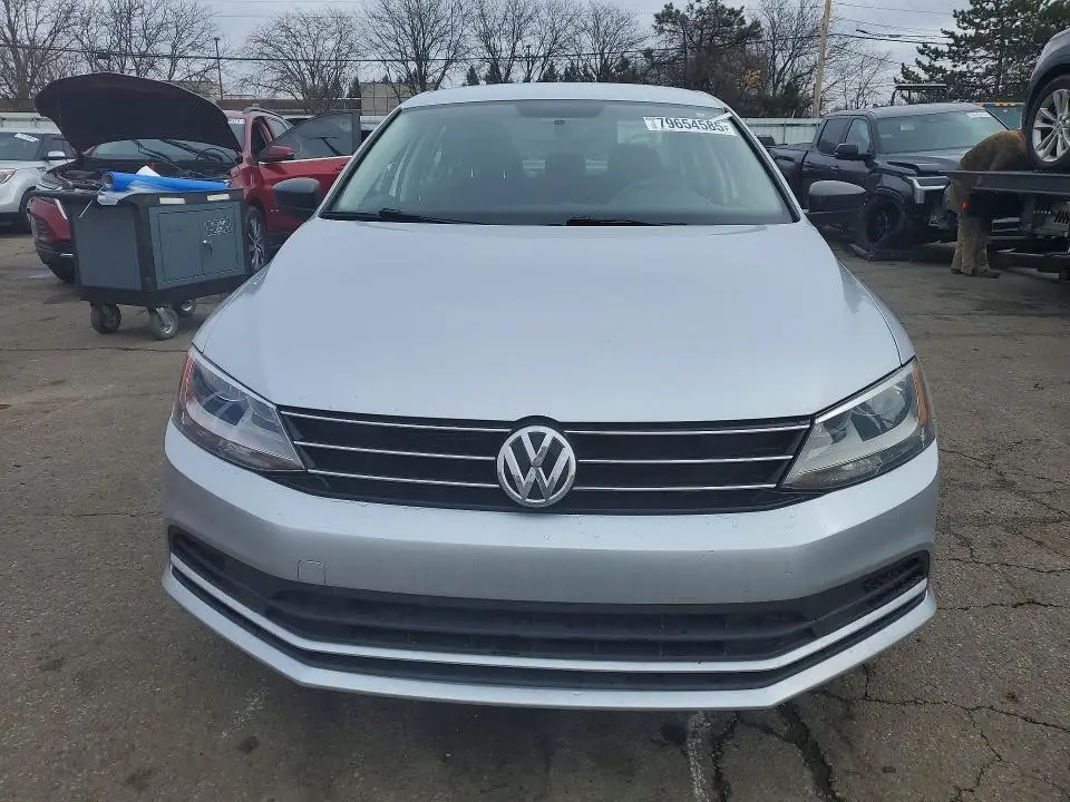 2015 VOLKSWAGEN JETTA SE  