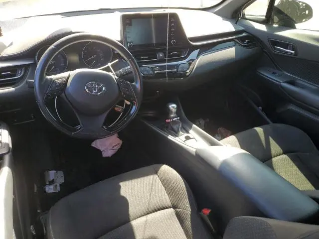 2019 TOYOTA C-HR XLE  