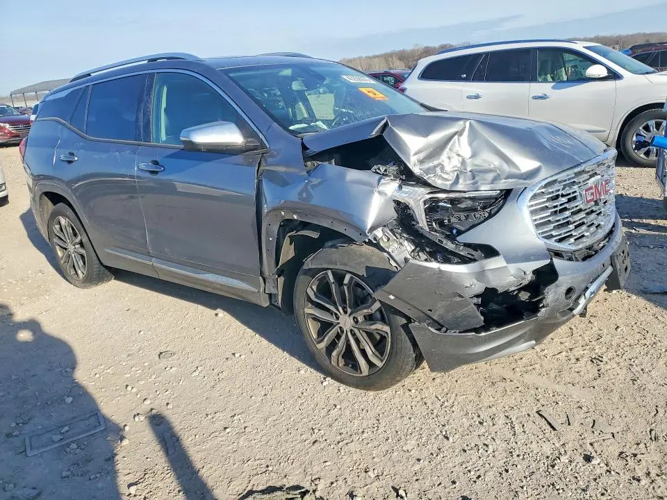 2019 GMC TERRAIN DENALI  