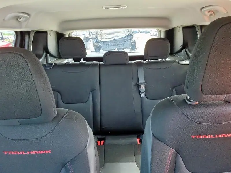 2015 JEEP RENEGADE TRAILHAWK  